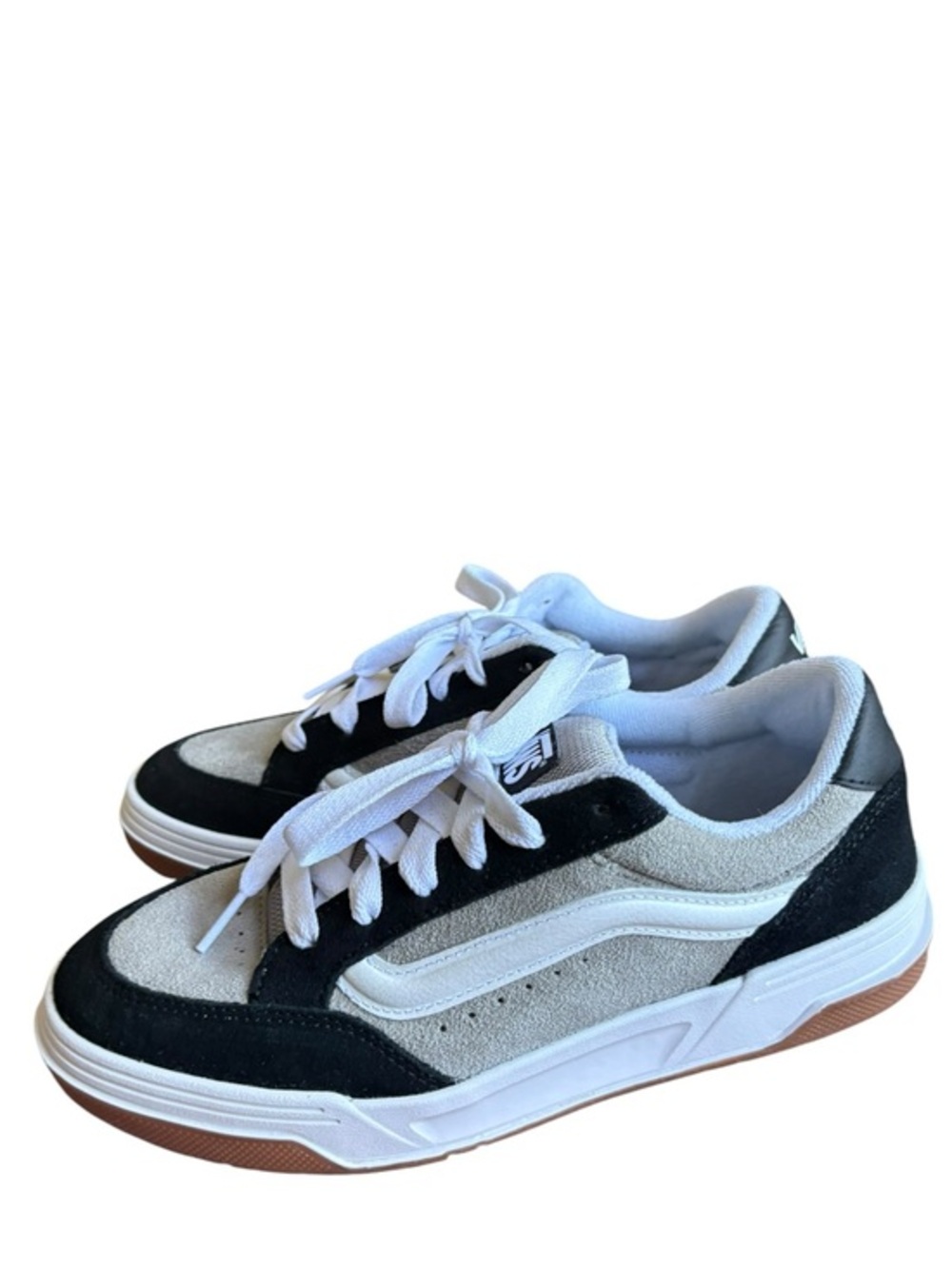 NWOB Vans Hylane
Black Grey Gum (PS) size 6.5 juniors.